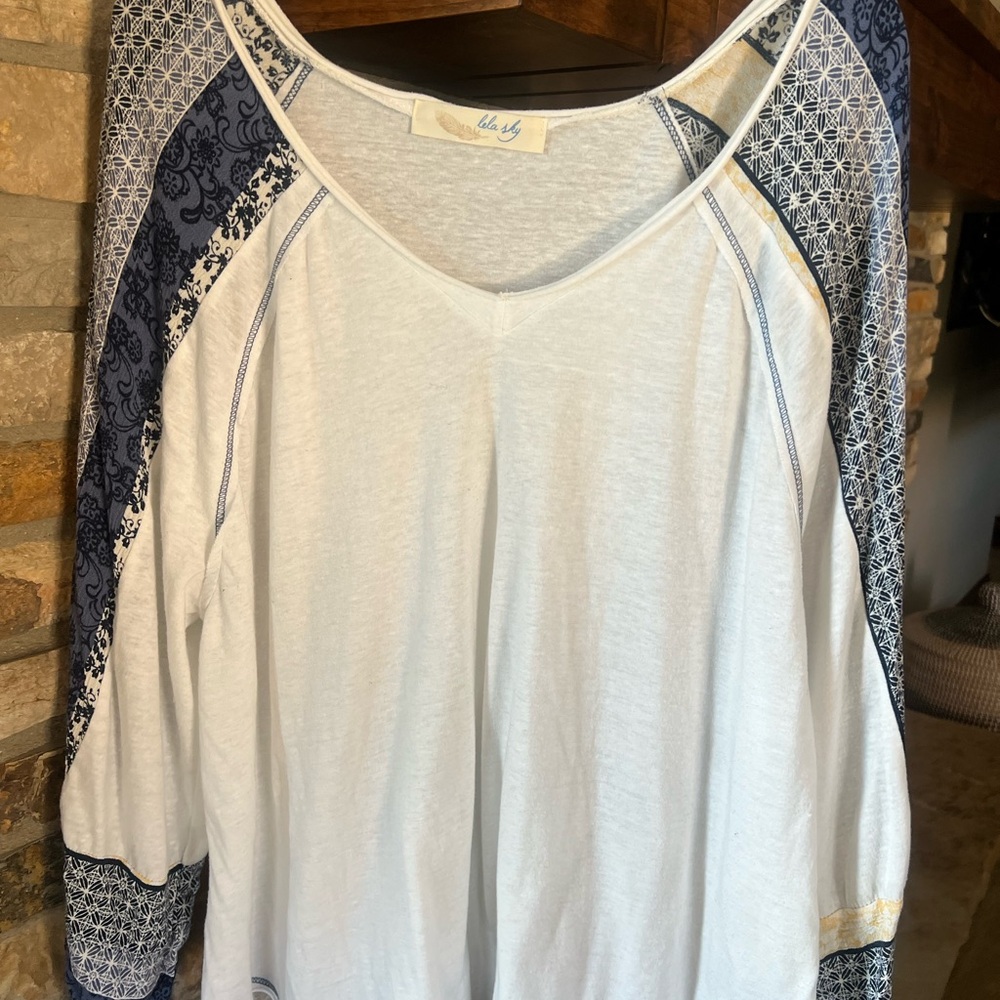 Blue and White Women's Long Sleeved Top